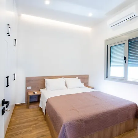 Dias Luxury Homes Apartment